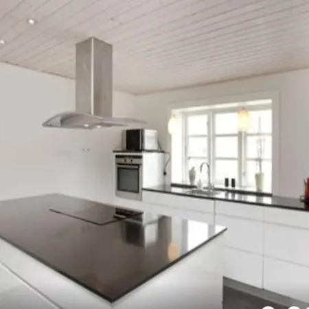 Dejligt Stort Hus Med