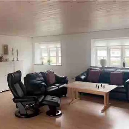 Holiday home Dejligt Stort Hus Med Aalbaek