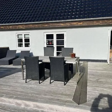 Dejligt Stort Hus Med 別荘 *